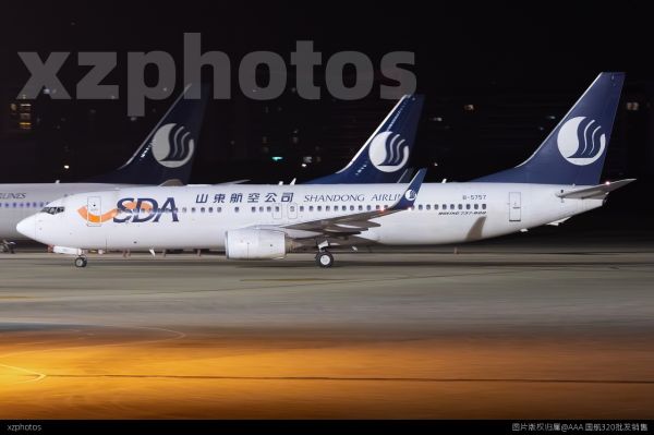 夜间航空摄影