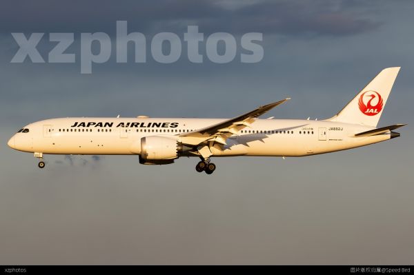 JA882J