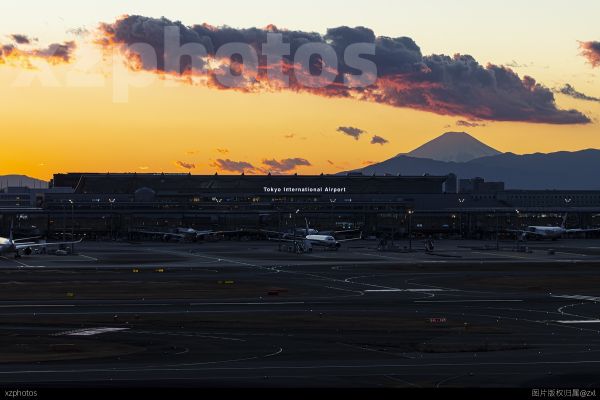 HNDxFUJI