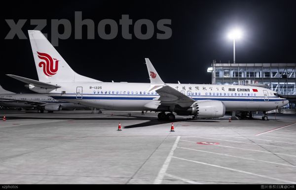 CA956 UBN-PEK