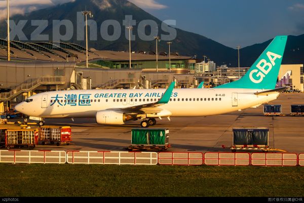 HB341 KIX-HKG