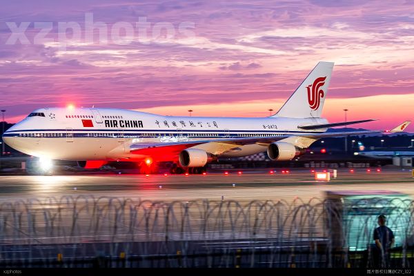 747与晚霞
