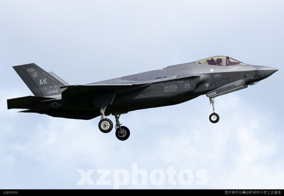 F35
