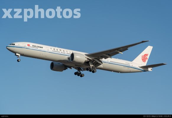 air canada boeig 777-39LER