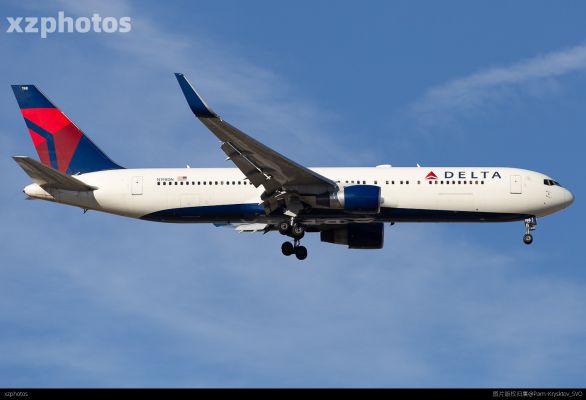 Delta B767