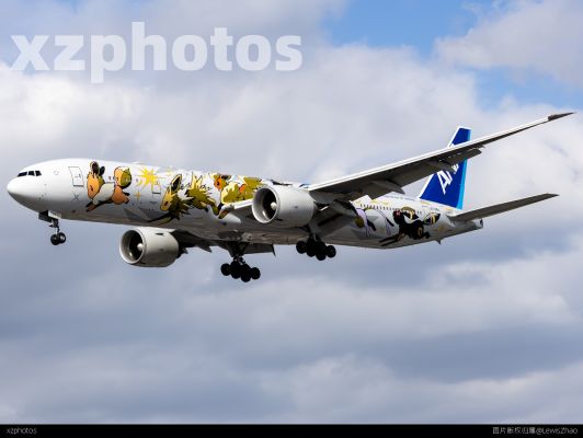 ANA B777-381ER
