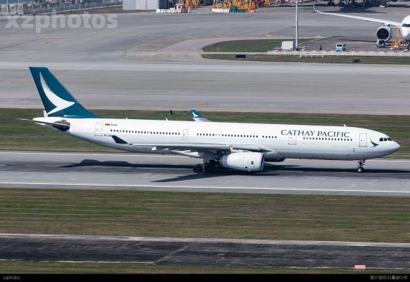 CX725 HKG-KUL