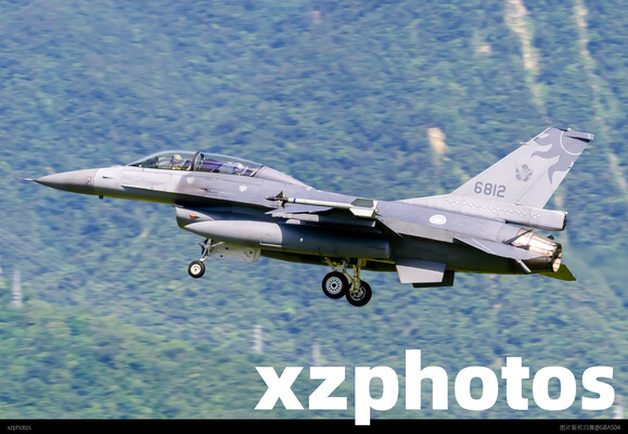 中国空军F16