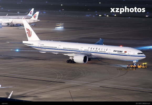 国航777
