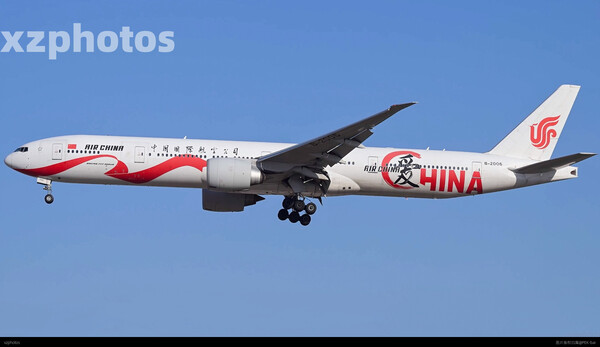 中国国际航空爱中国彩绘波音777