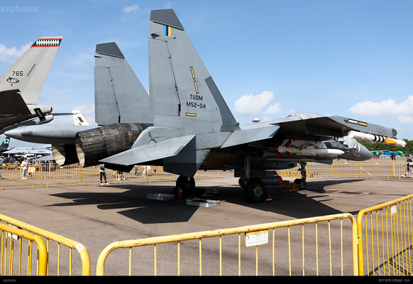 Su30