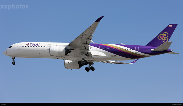 TG668 BKK-CAN