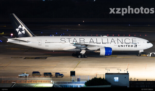 N218UA