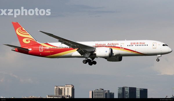 Hainan Airlines B787-9 B-1133