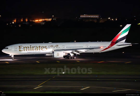 阿聯酋B777-300ER