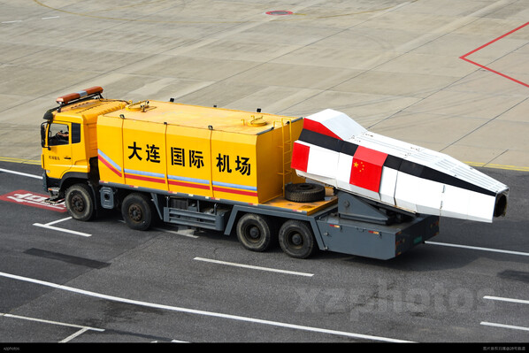 大连机场驱鸟