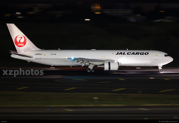 JA654J