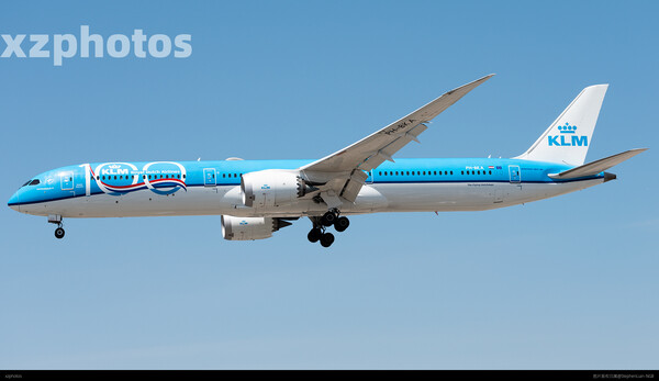 PH-BKA