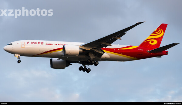 金鹏航空第二家77F10.25调机回国交付