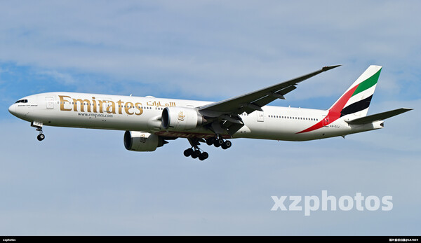 Emirates 777