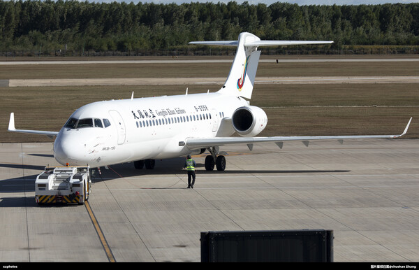 刹车松 09登机口推出