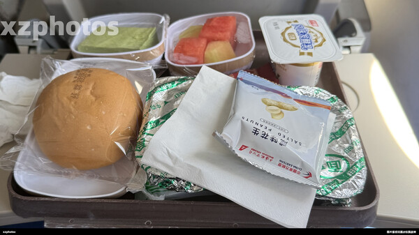 2025.8.23 MU5079 TAO-NRT飞机餐食（午）