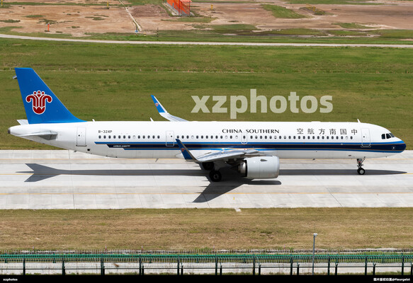 小飞机，多乘客