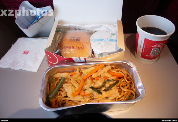HU7870 深圳-西安经济舱餐食