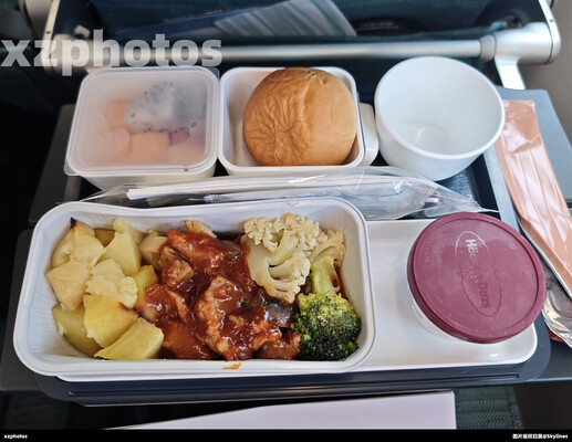 CX317(上海浦东-香港)经济舱餐食