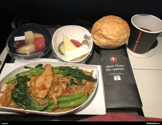 TK21北京首都-伊斯坦布尔超级经济舱餐食