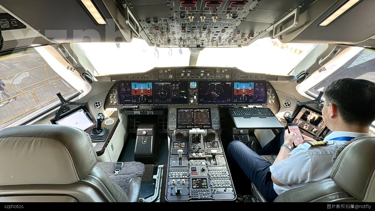 东航C919