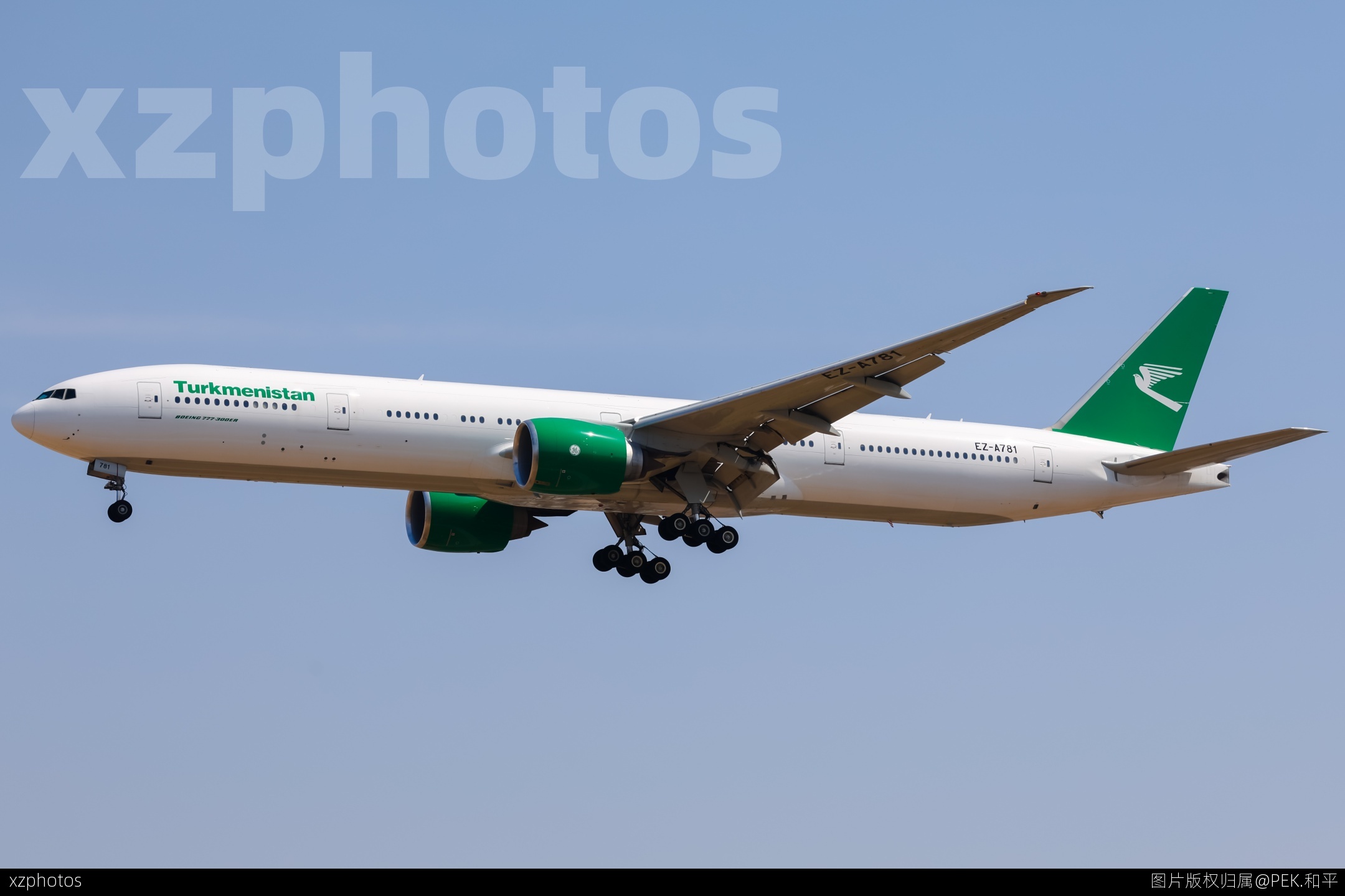 土库曼斯坦航空77W