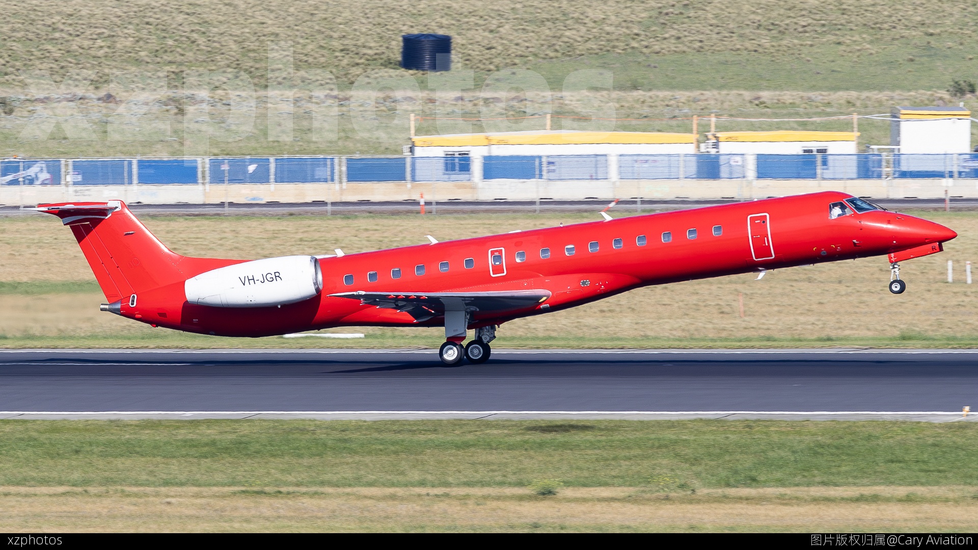 VH-JGR
