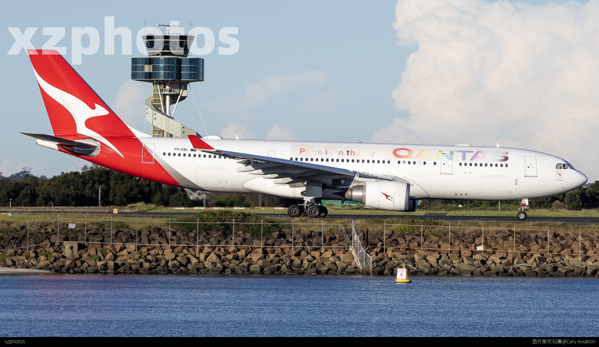 VH-EBL