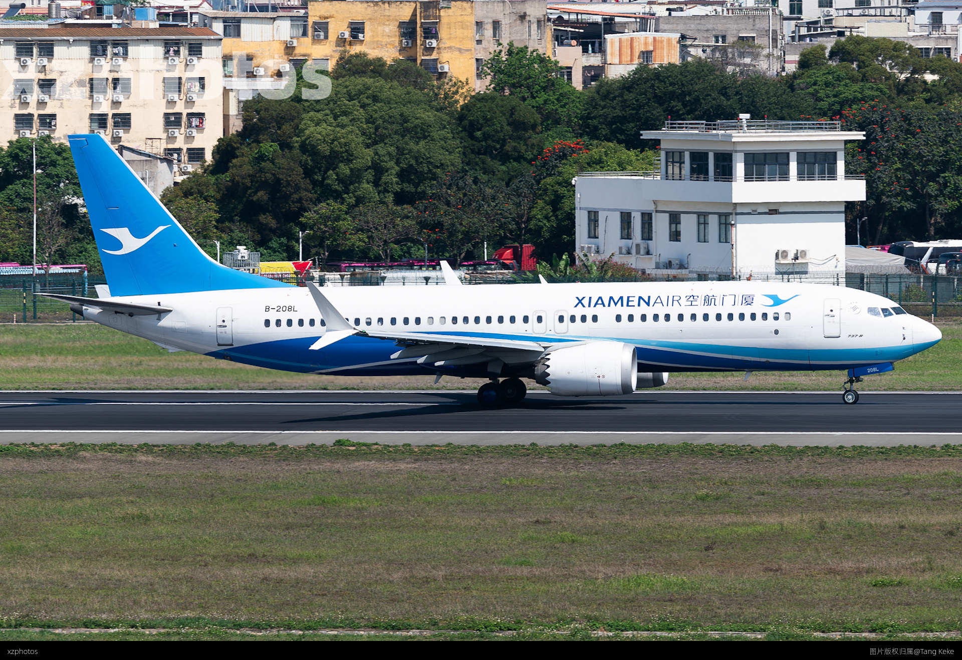B-208L