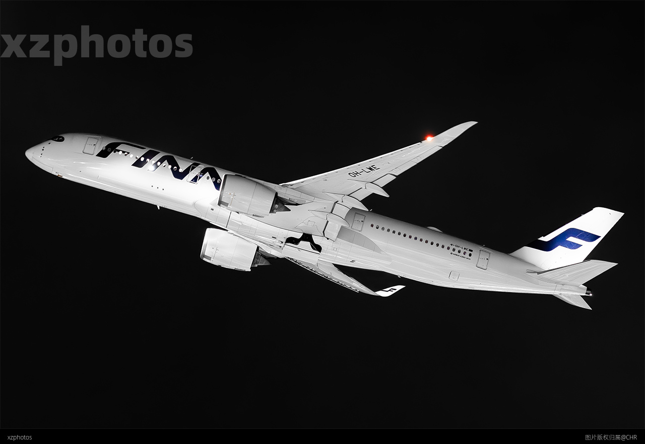 AY100 HKG-HEL