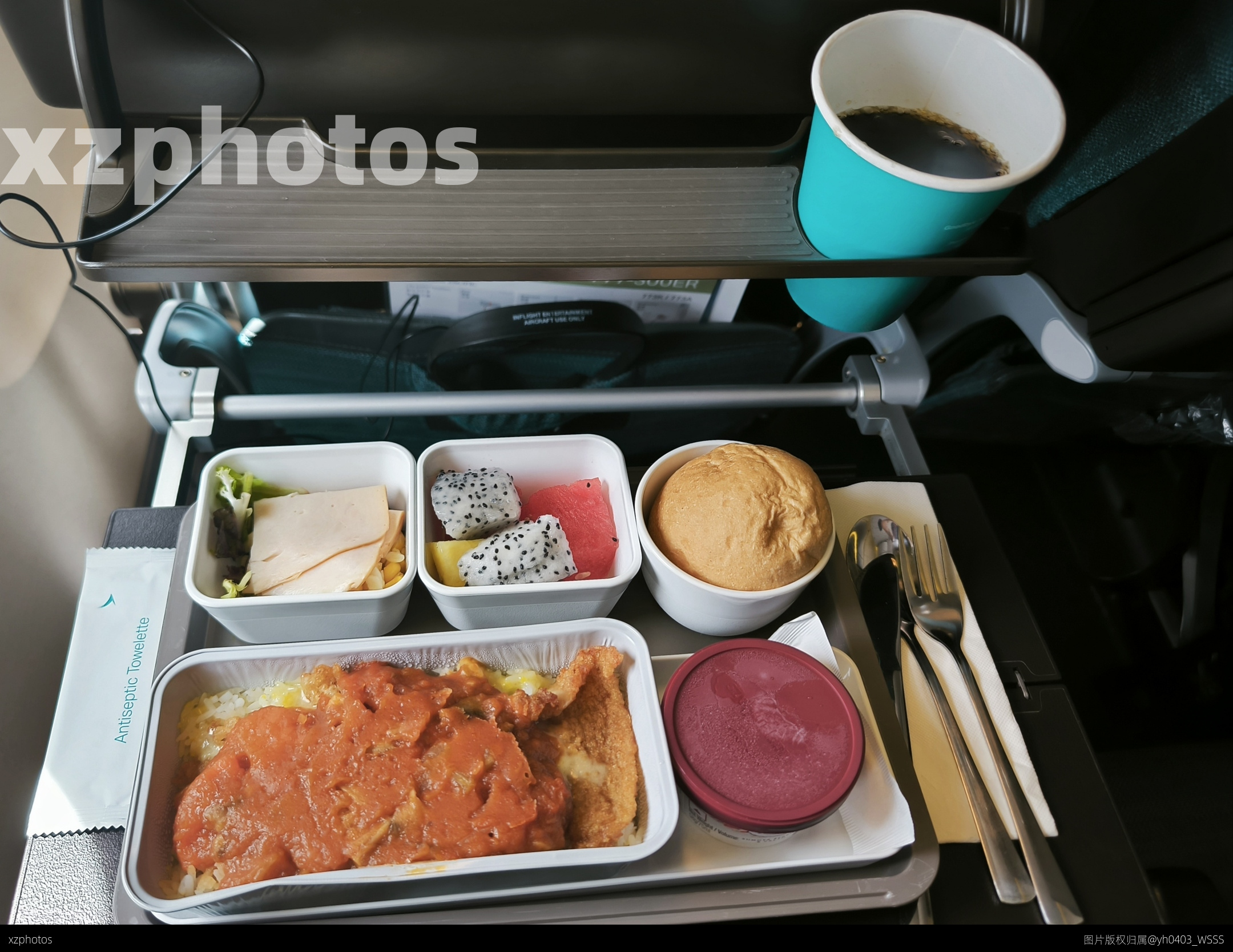 国泰航空新加坡～香港CX652配餐
