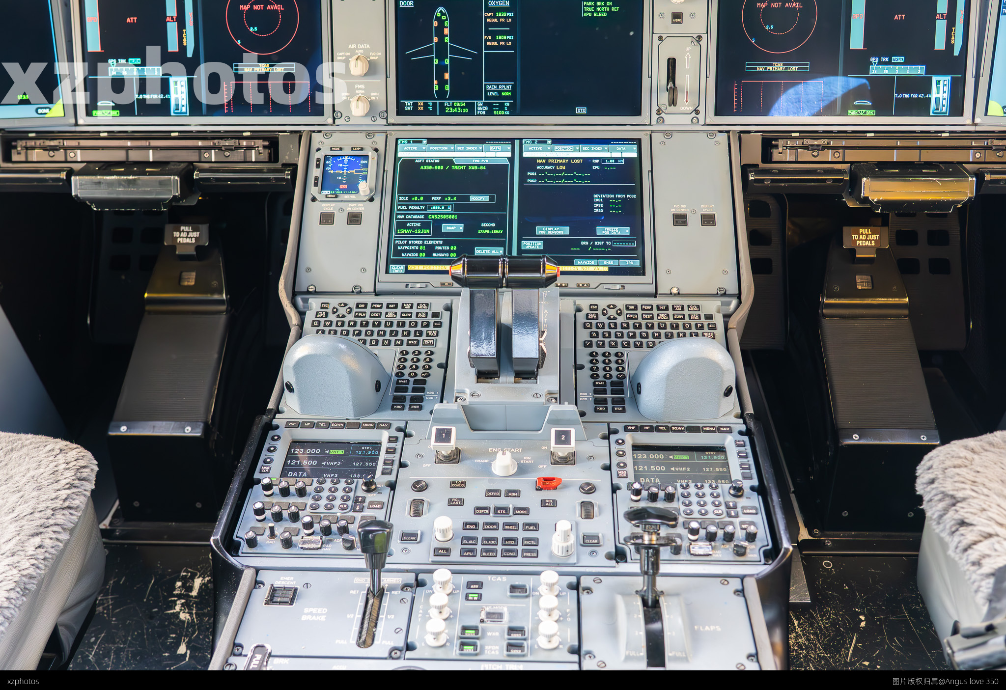 350 Cockpit