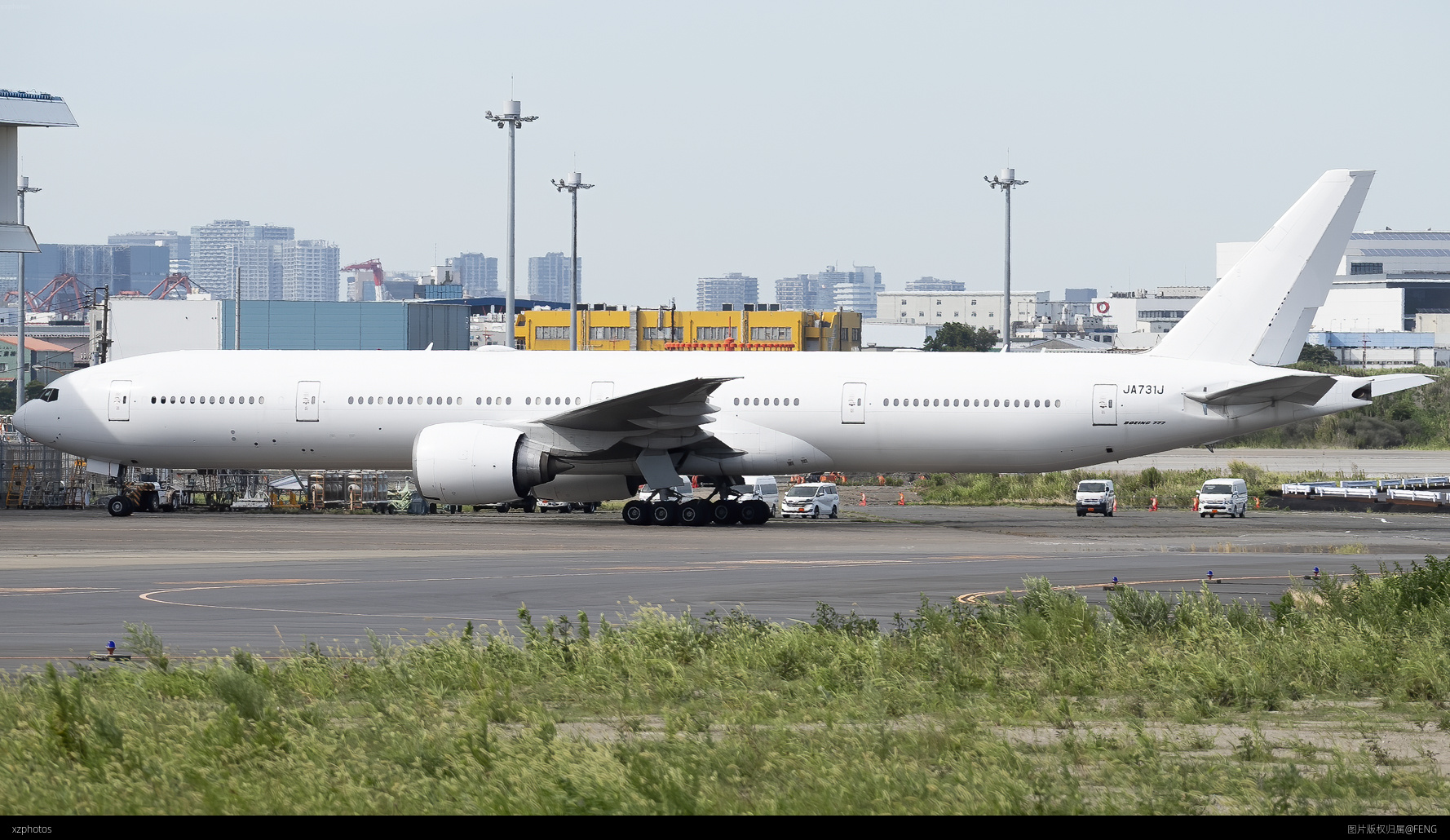 Boeing 777