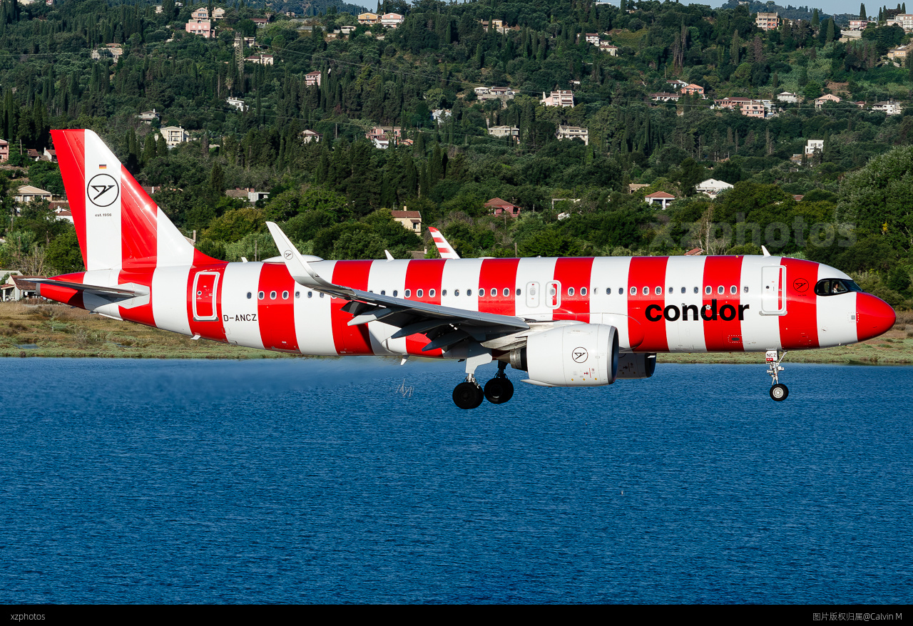 Condor A320 Neo 降落在科孚岛机场。