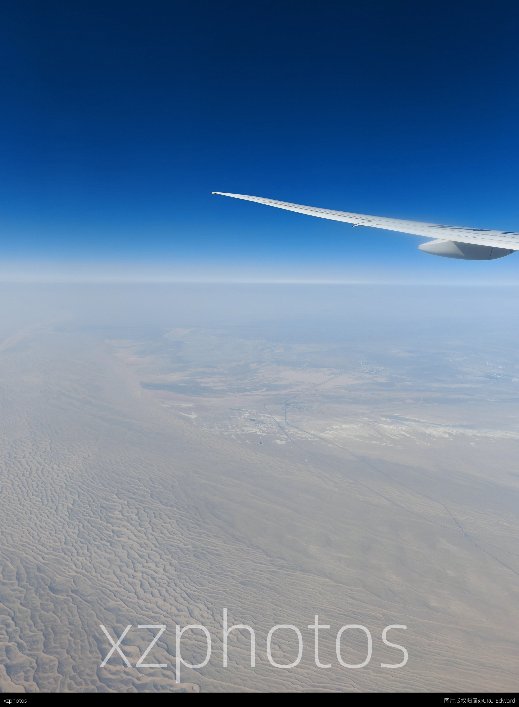 中国国际航空公司Boeing777-300ER左翼