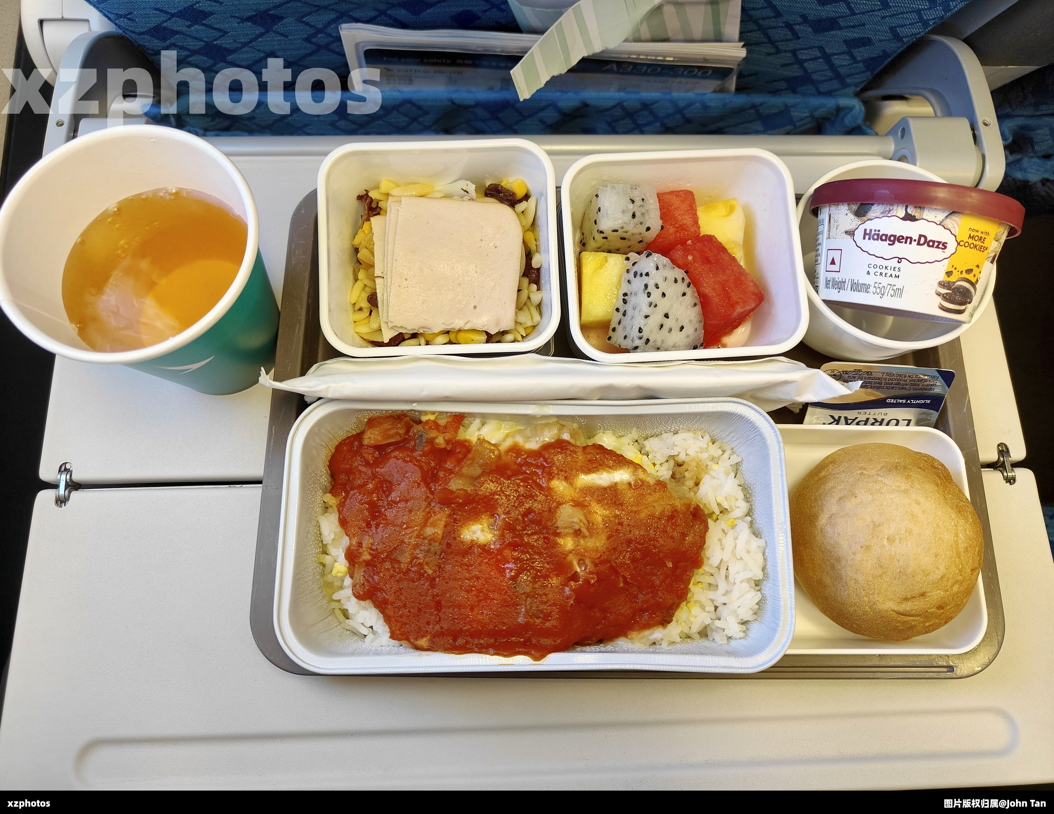 国泰航空CX711 HKG-SIN经济舱餐食