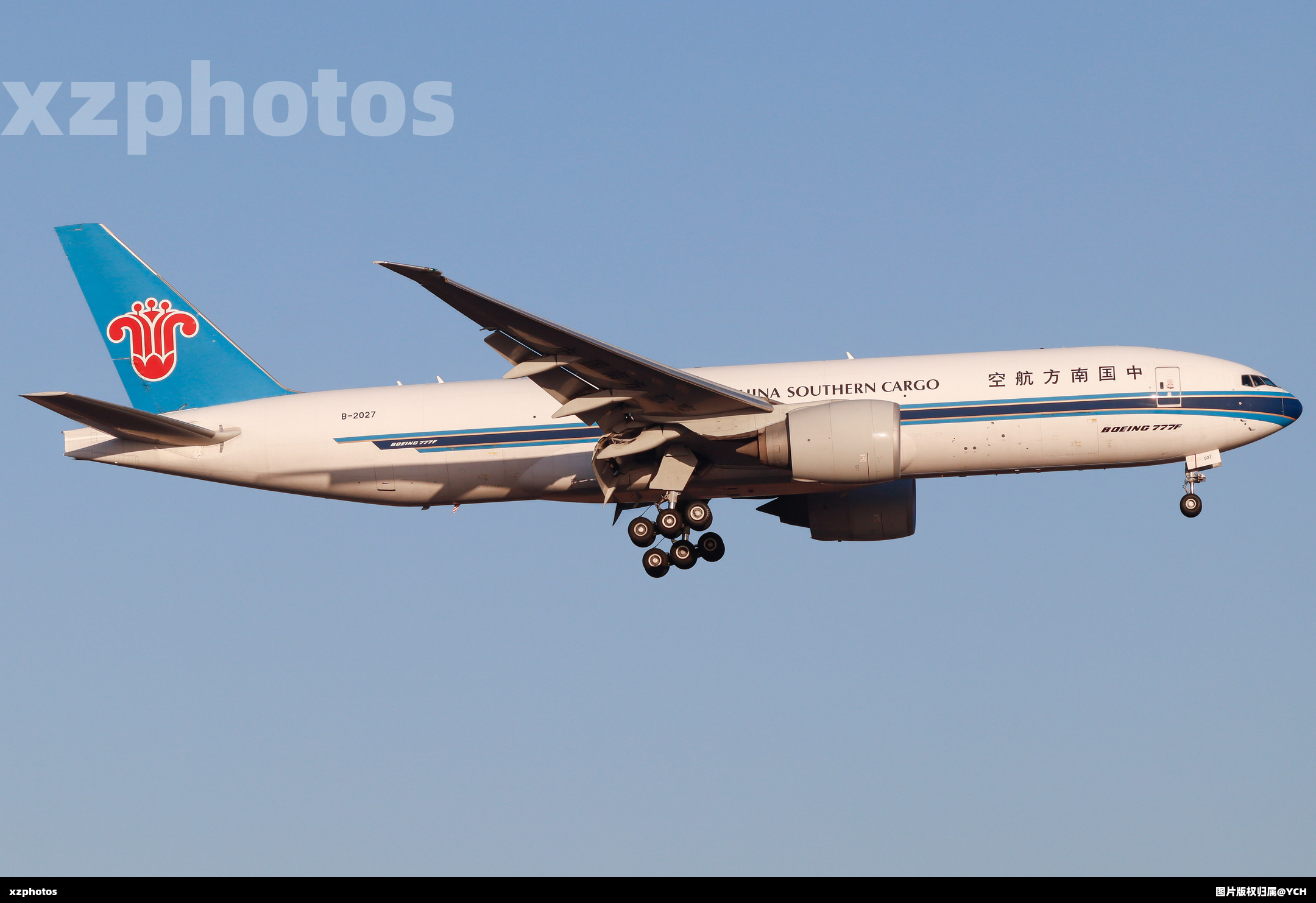 南航777F