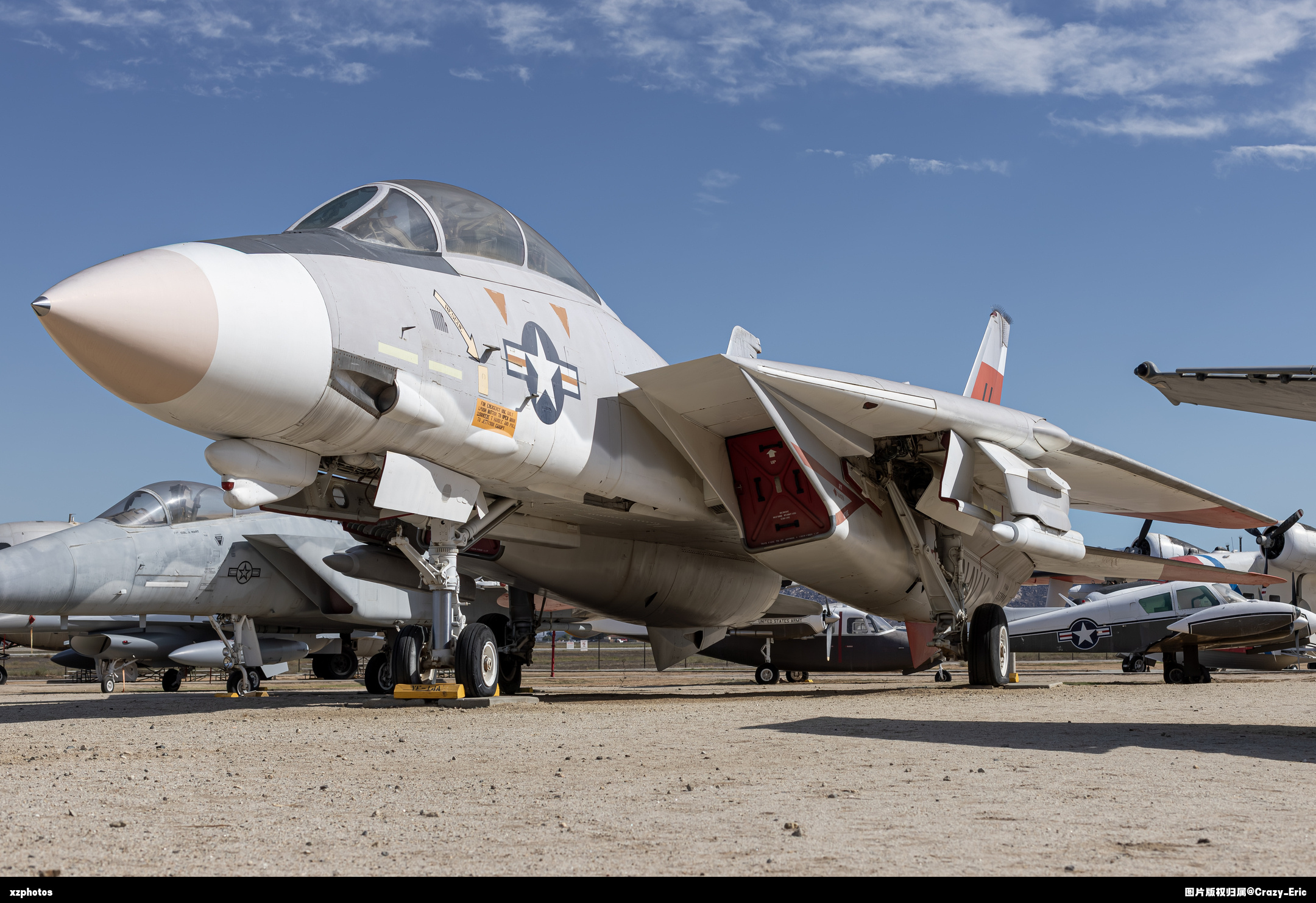 世界上第11架YF14