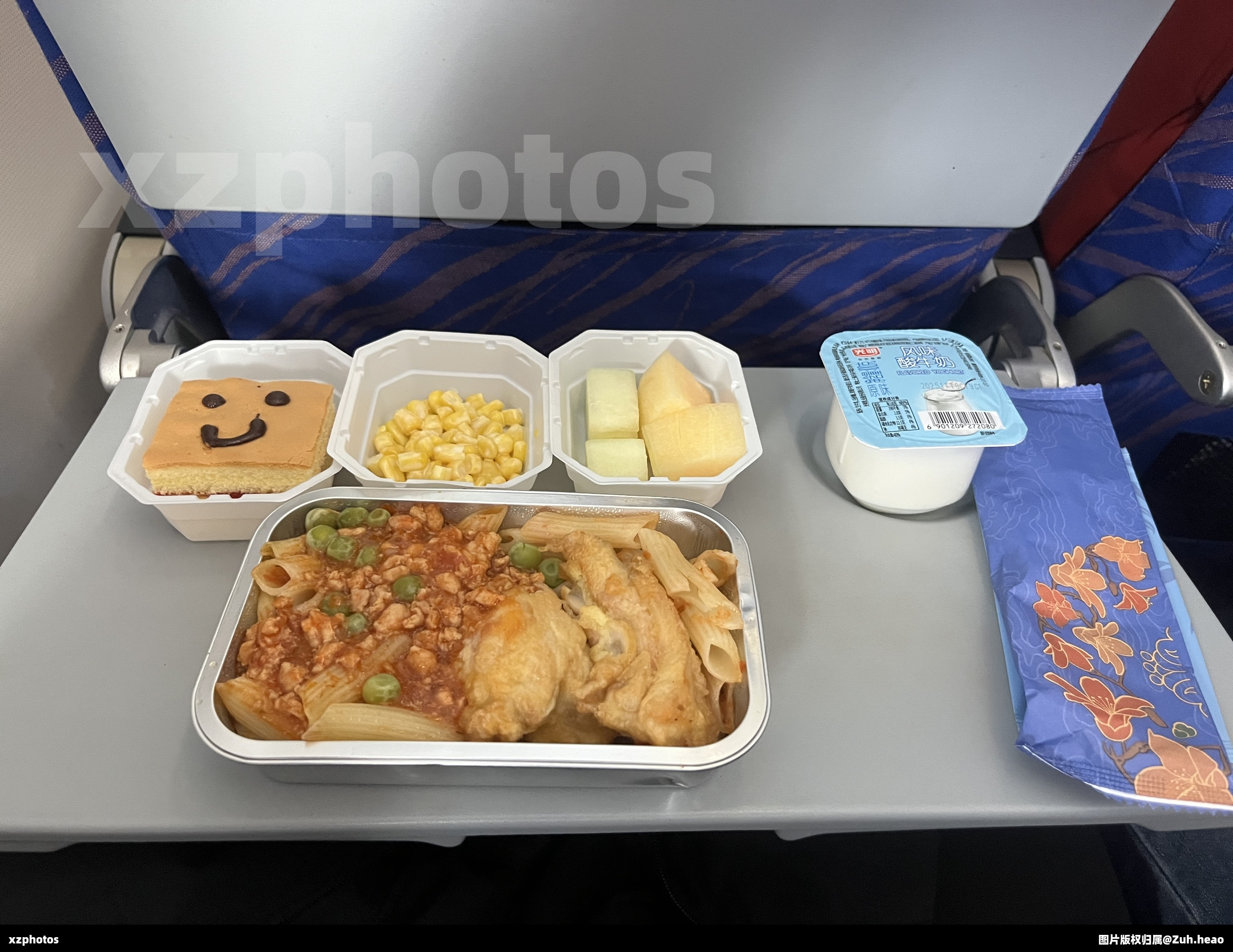 CZ3738北京大兴至珠海金湾经济舱餐食（儿童餐）