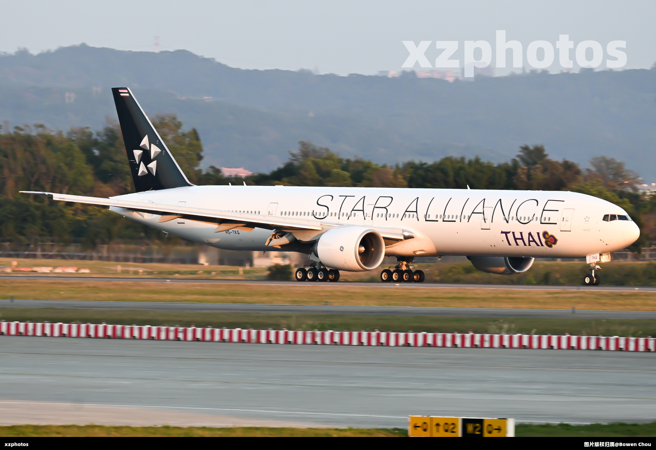 泰国航空新星空联盟涂装首航台北