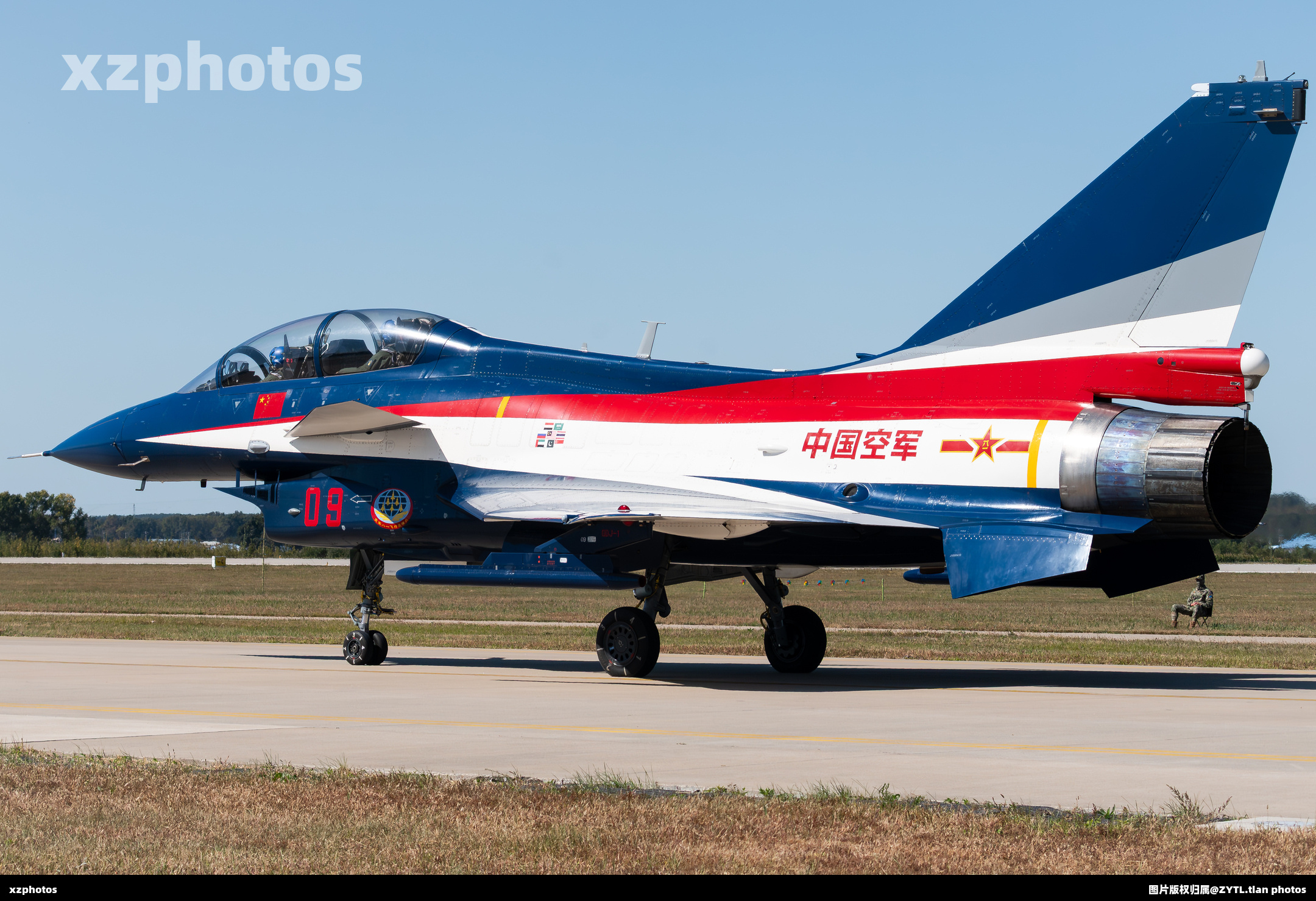 81飞行表演队滑行