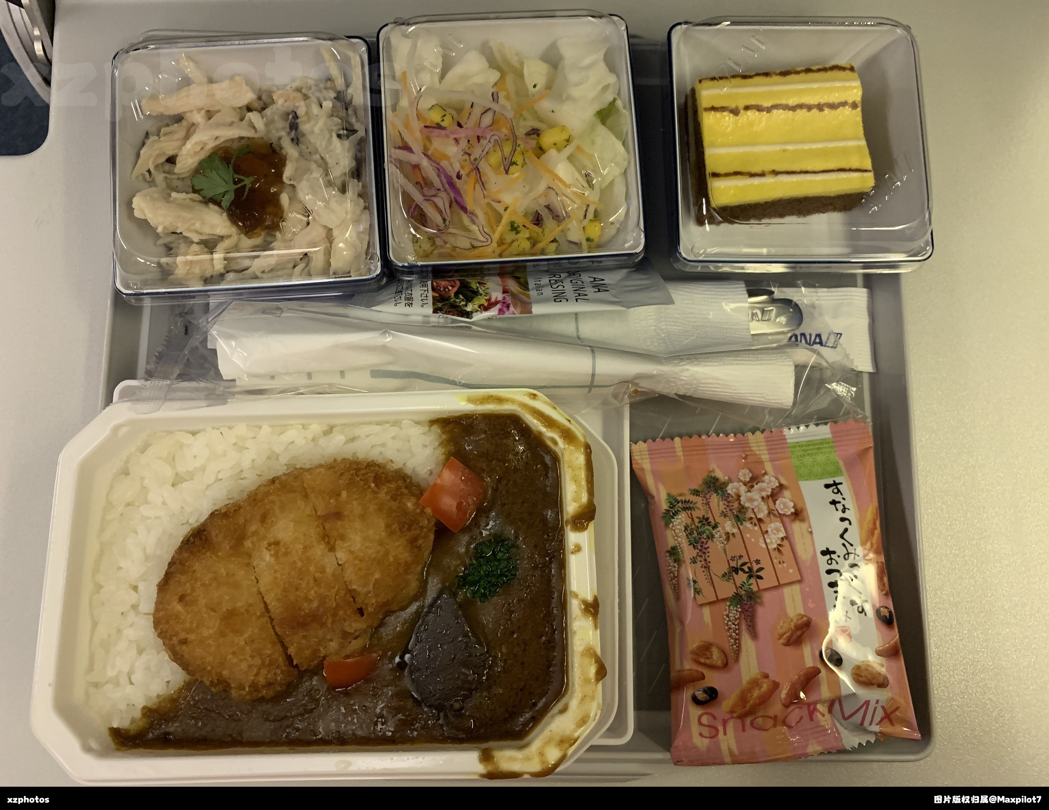 NH973大阪关西-上海浦东经济舱餐食