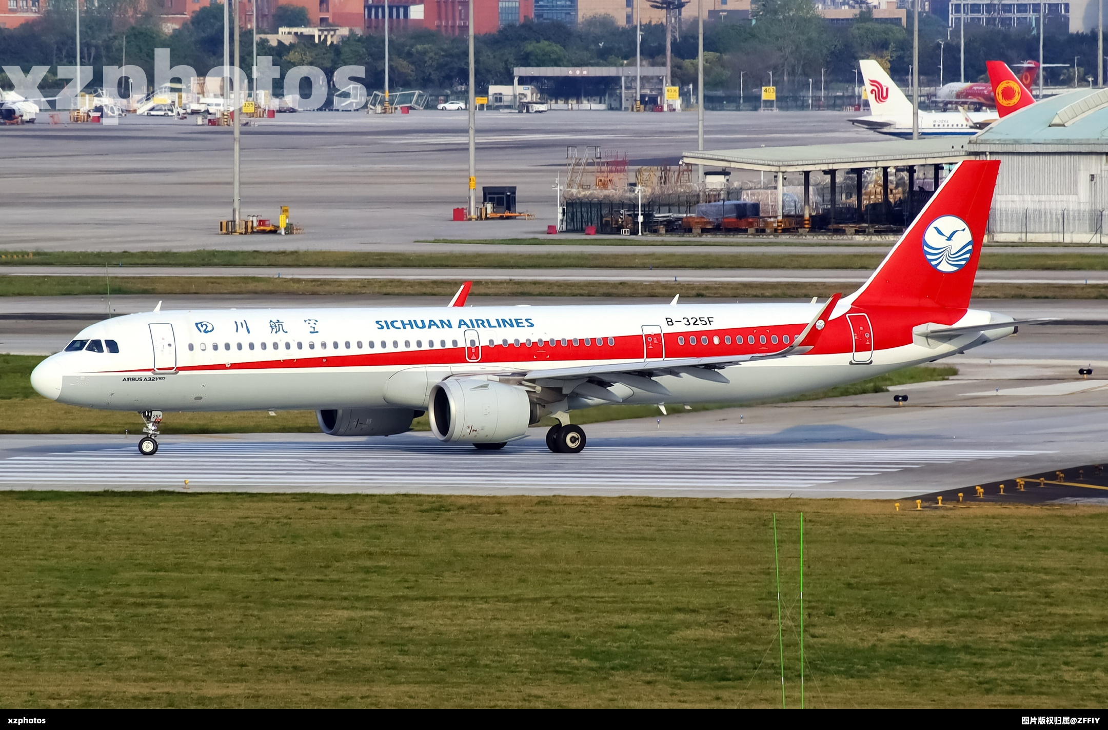 出门忘带眼镜了